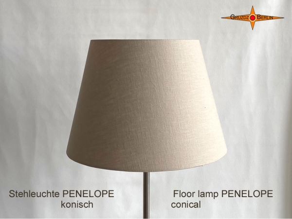 Stehlampe mit konischem Lampenschirm aus naturfarbenem Leinen PENELOPE Stehleuchte Landhausstil