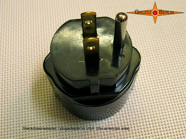 Zubehör: Steckdosenadapter Europa - USA - Canada...